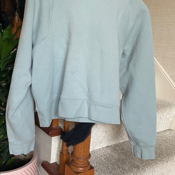 Lululemon Loungeful Cropped Hoodie - Picture 5 of 11